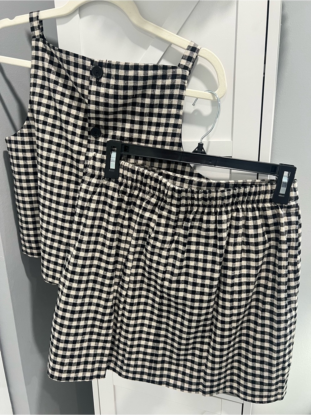 GAP Black and White Gingham Square-Neck Camisole - Picture 8 of 8